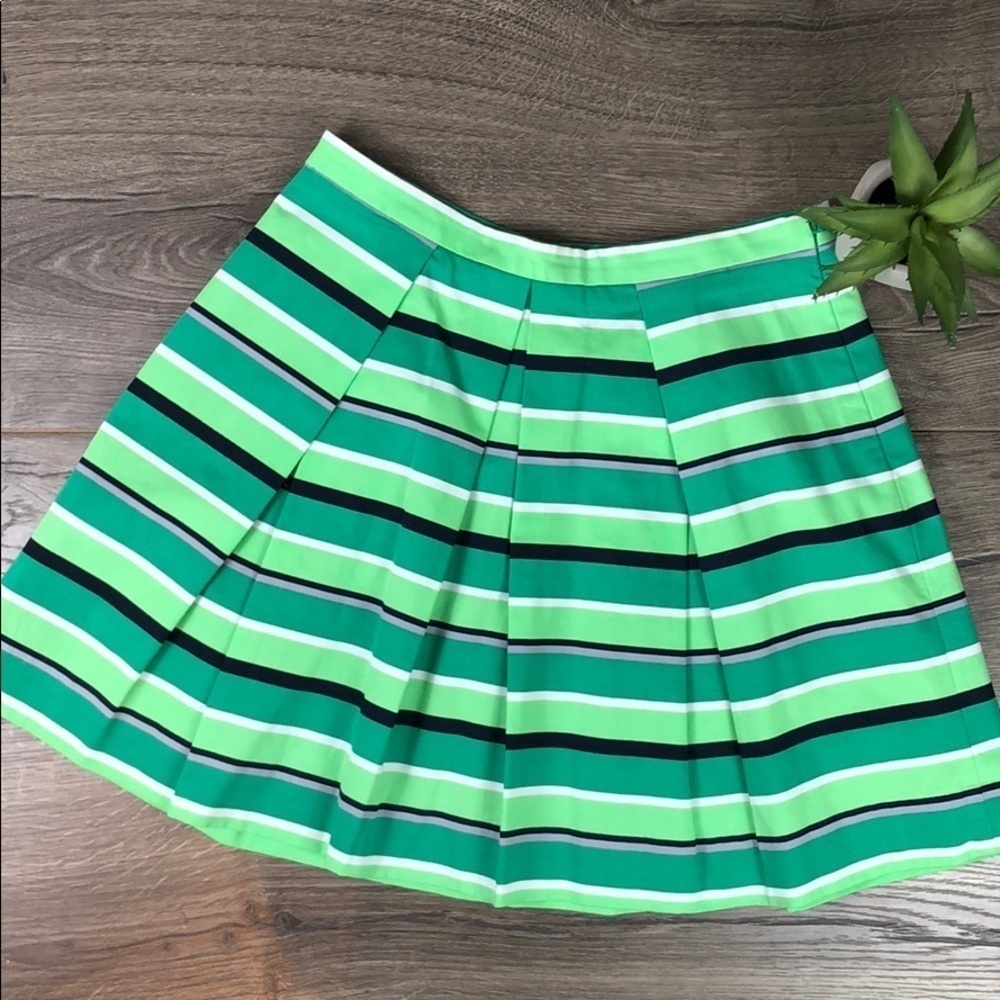 GAP Striped Pleated Full Mini Skirt Fun Flirty